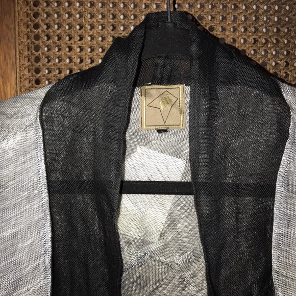 New! Lili of Poland Blouse - Picture 2 of 6